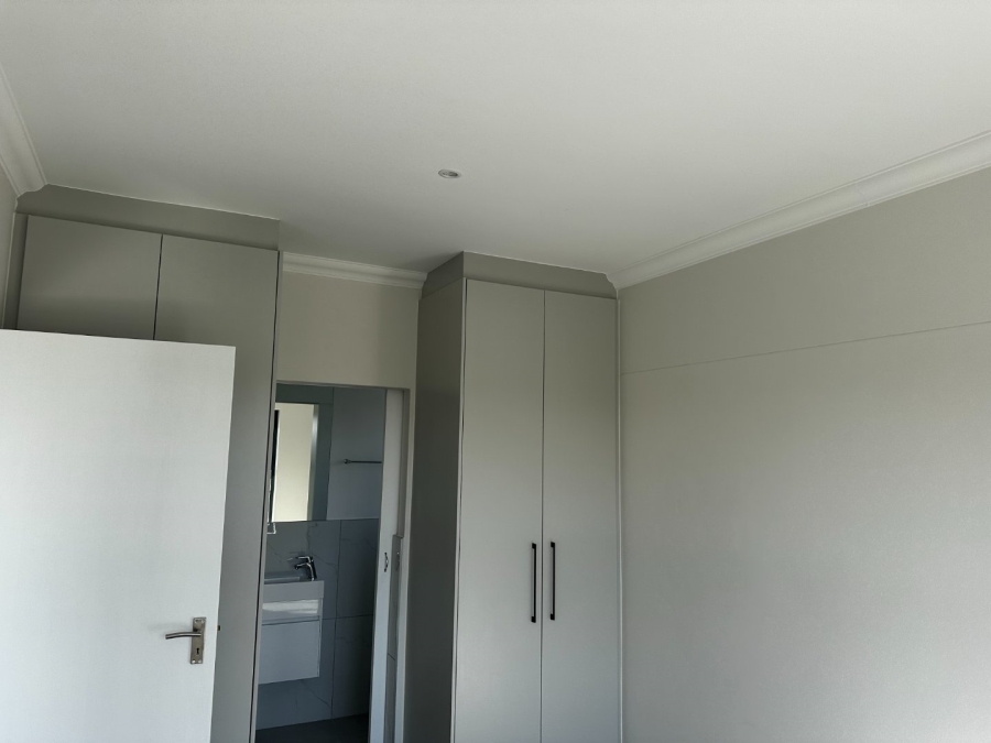 2 Bedroom Property for Sale in Table View Western Cape
